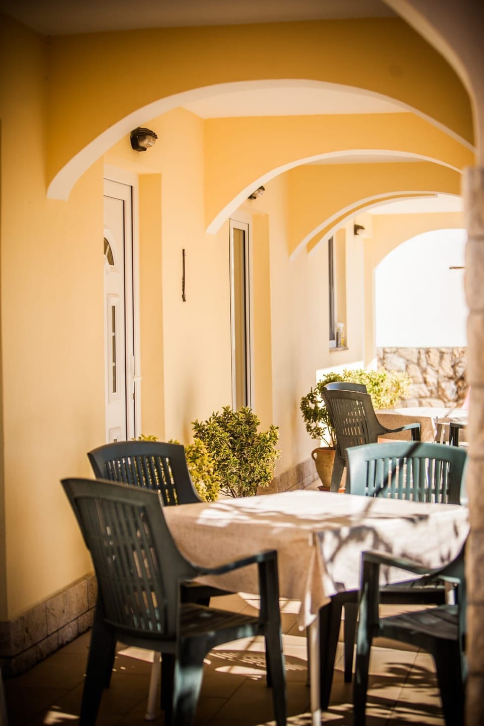 Outdoor dining