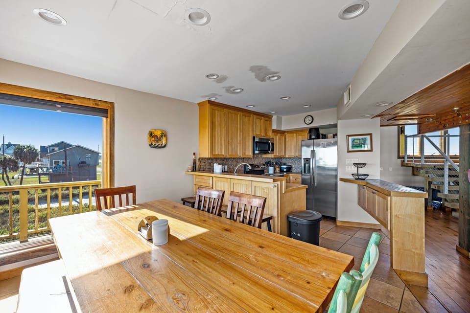 Dining Area - Seating for 8 + Countertop Seating for 3  - First Floor