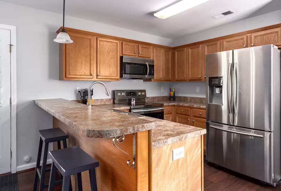 Full Kitchen