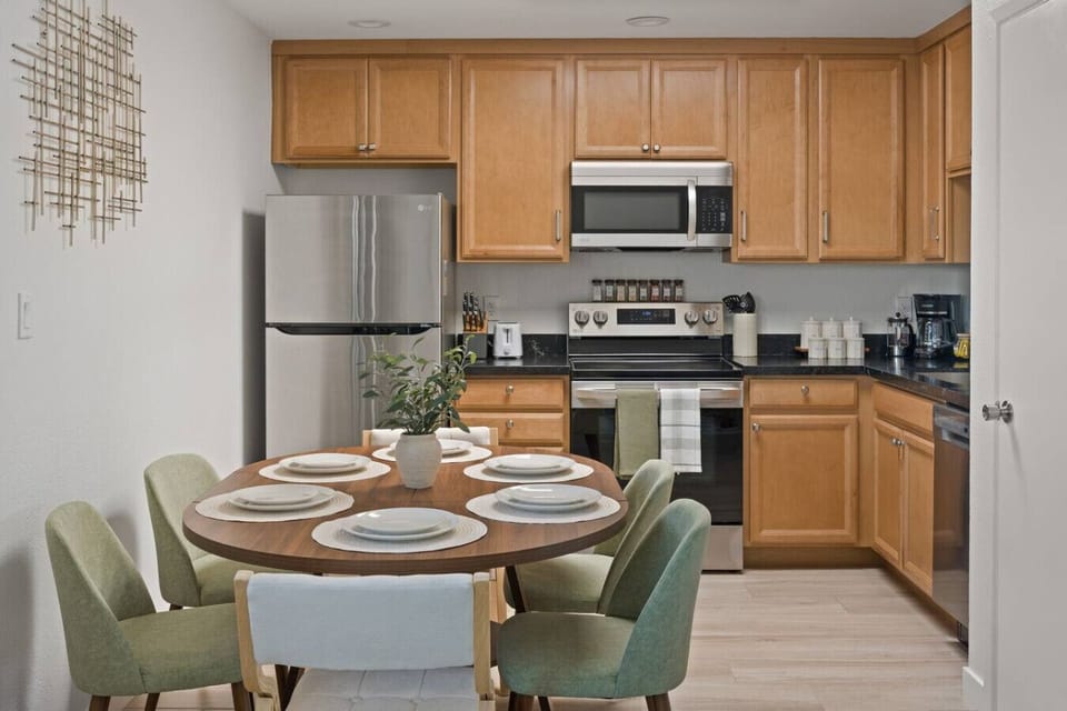 From intimate dinners to full group gatherings. Our sleek adjustable table seats 4 comfortably and expands to 6 when everyone`s hungry. Pull up a chair, order in, or cook up something spectacular - this table is ready for it all.