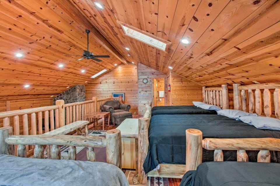 Additional Loft Sleeping | Three Queen Beds & Full Bed Setup