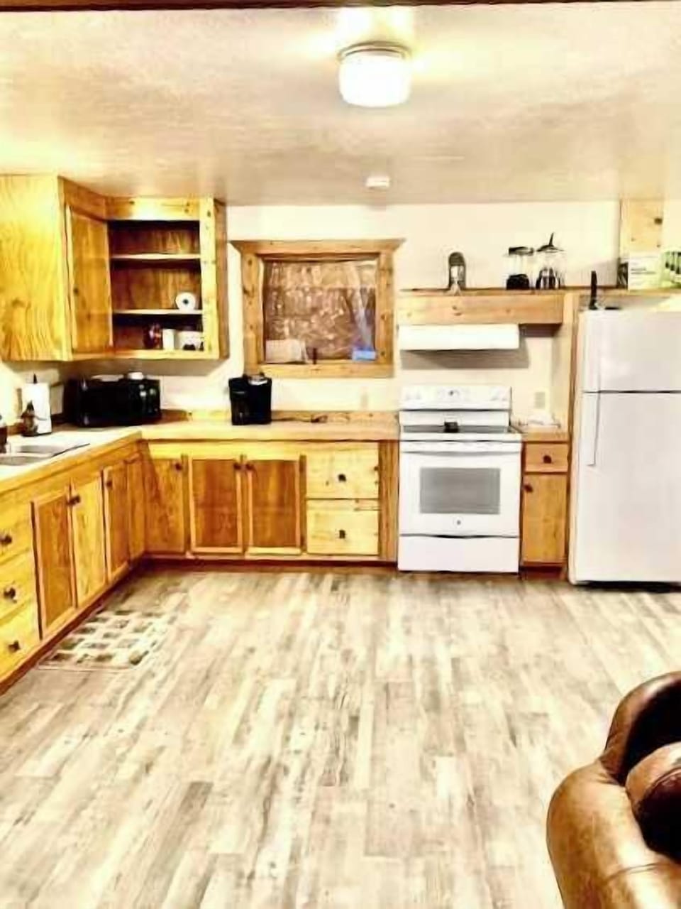 Large ope kitchen to make that perfect summertime meal.