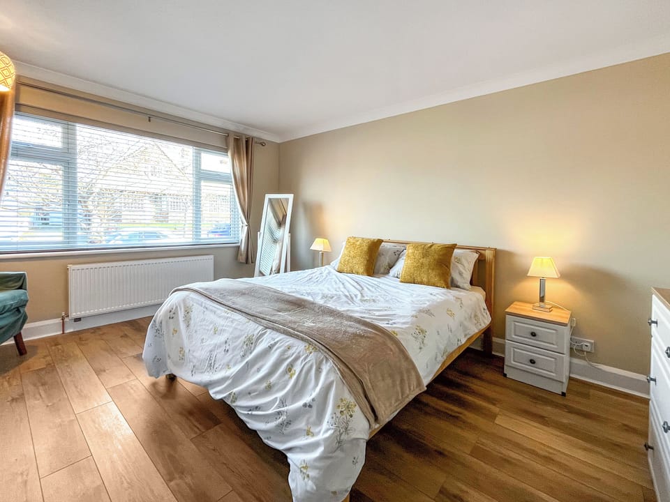 Double bedroom | Casa Rosa, Prestatyn
