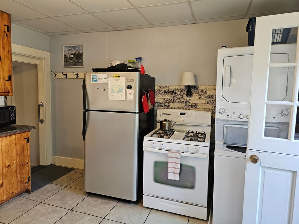 Kitchen and Laundry