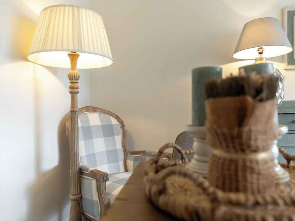 Furniture, Interior Design, Lampshade, Lighting, Lamp, Home, Room, Light Fixture, Linens, Pillow