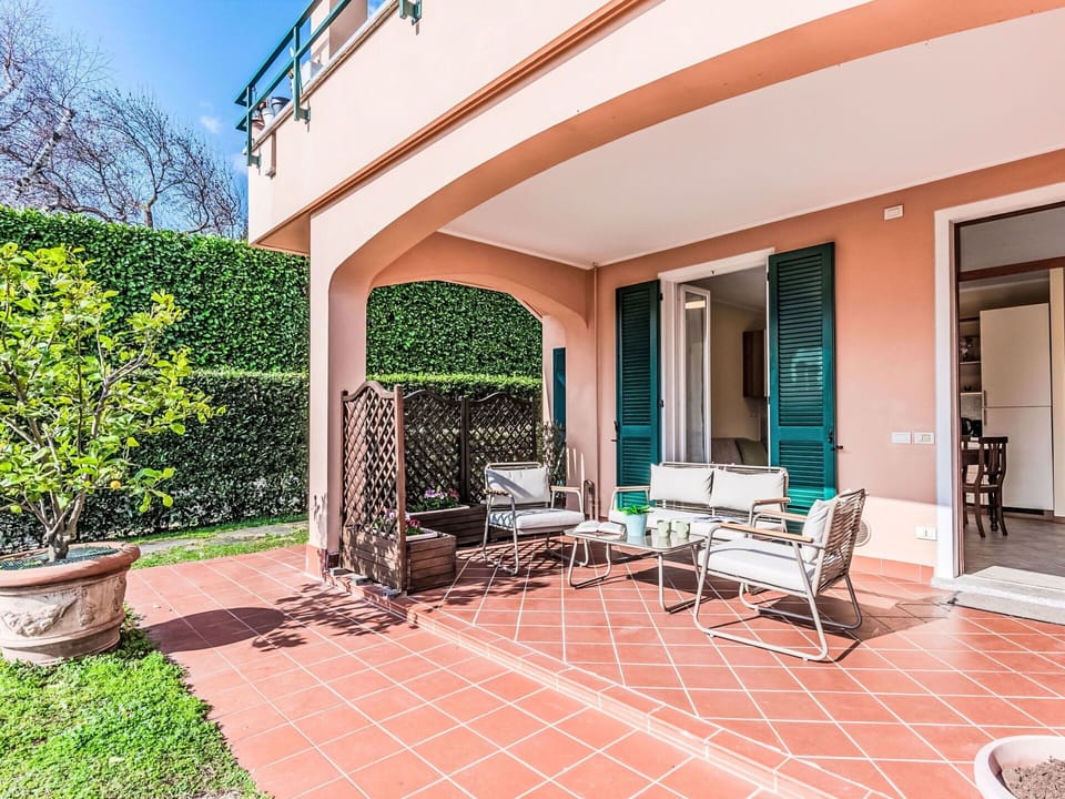 Apartment, Balcony, Estate, Villa, Hacienda, Porch, Courtyard, Eco Hotel