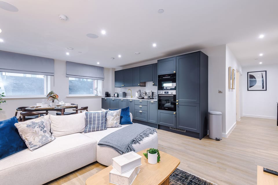 Relax in style at Hayy – comfort meets city convenience