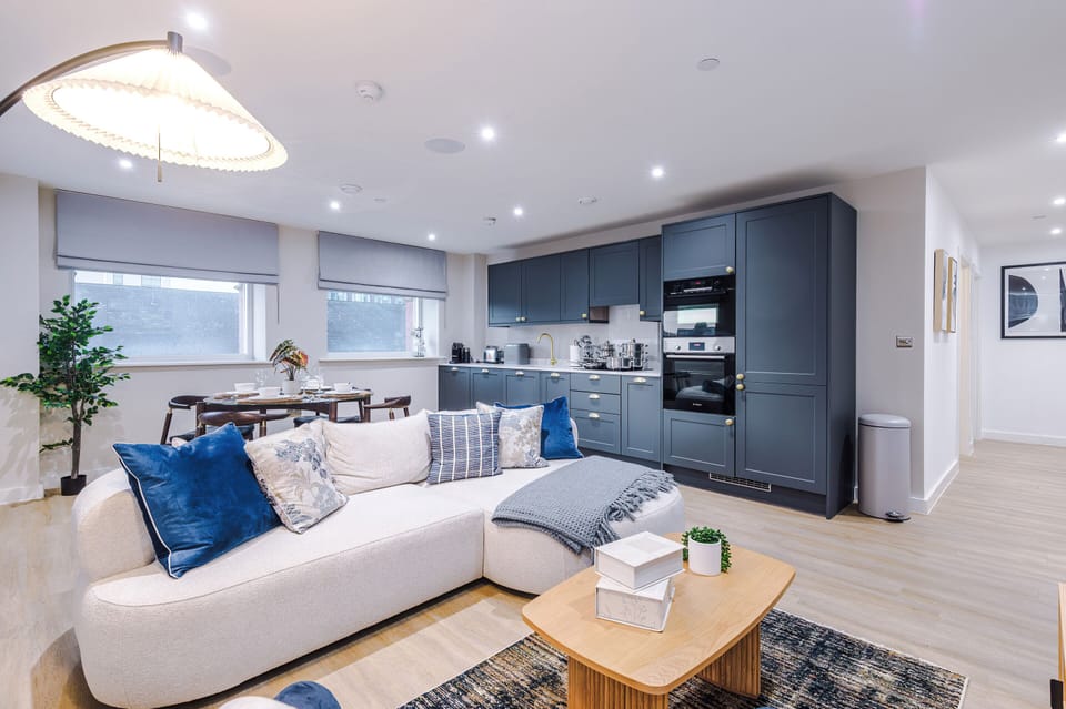 Relax in style at Hayy – comfort meets city convenience