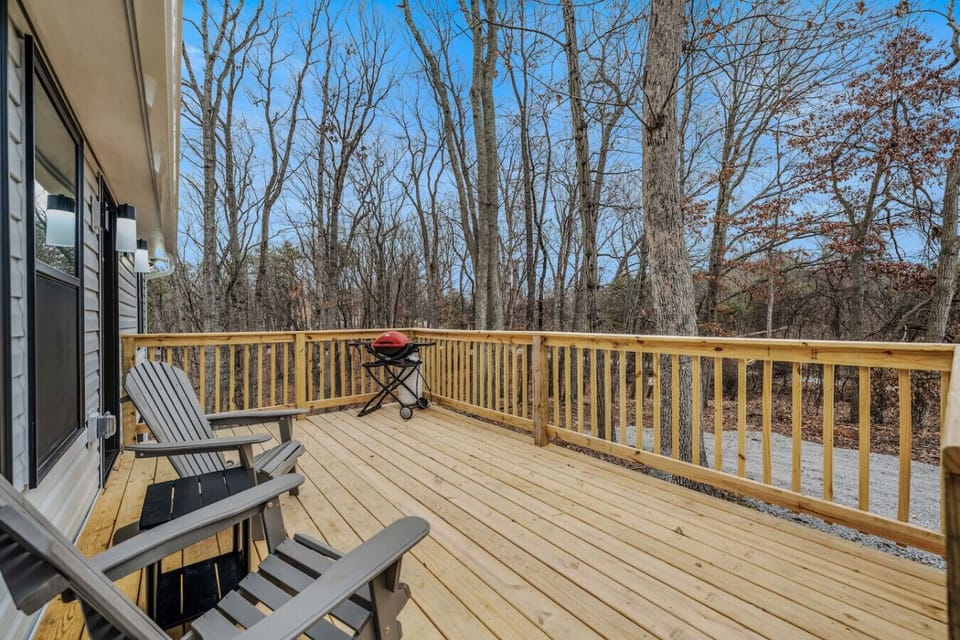 Sit outside and watch the wildlife or grill up something tasty!