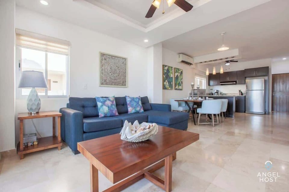 A comfy and luminous sitting area