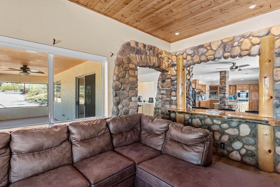 9 web or mls DSC07508