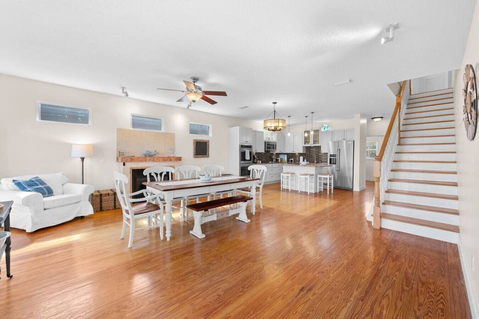 Open floor plan means plenty of space for everyone