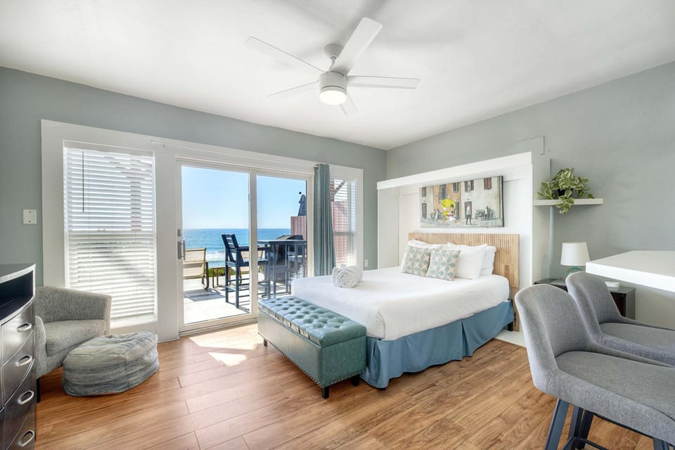 Bright studio with patio and ocean views
