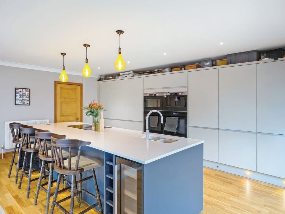 Kitchen | Overscaig House - Overscaig Retreats, Lairg