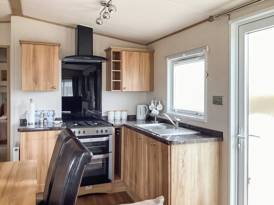 Open plan living space | Ballagan Lodge 2 - Ballagan Lodges, Inverness