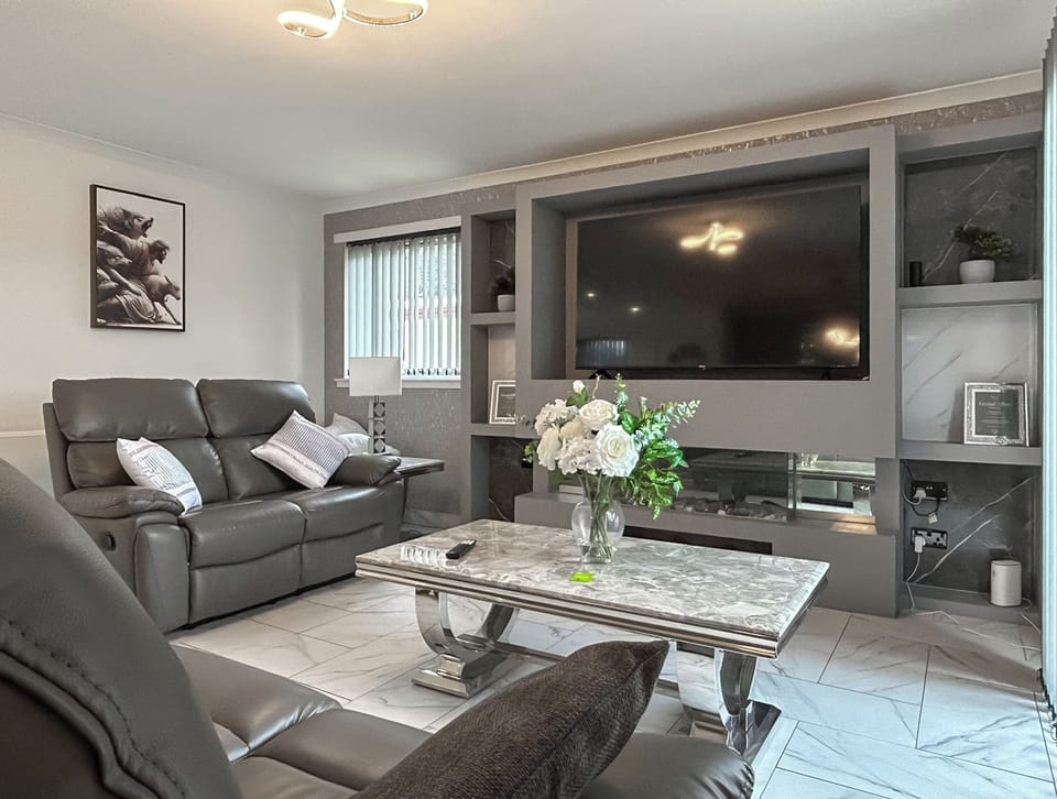 Living area | The House Getaway - Brechin Retreats, Brechin