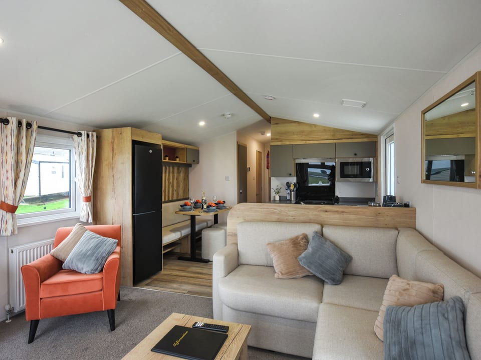 Open plan living space | Ocean View, Llwyngwril