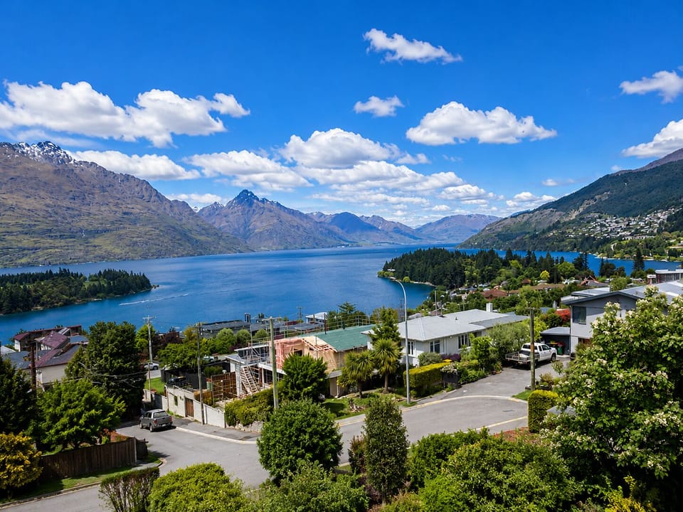Aerial view of Queenstown and Lake Wakatipu near Alpine Lakeview 9B