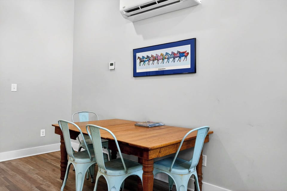 Dining Area: Cozy dining area perfect for enjoying meals together in a warm and inviting setting.