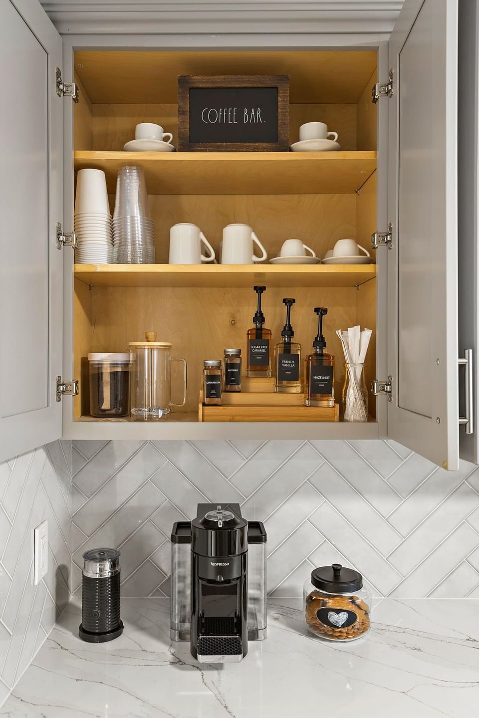 Yes, this is your coffee setup. Sugar-free vanilla, hazelnut, French caramel — barista-level mornings included.