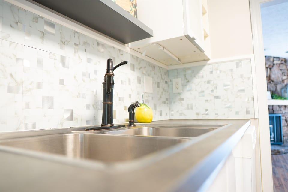 Main Full Kitchen
