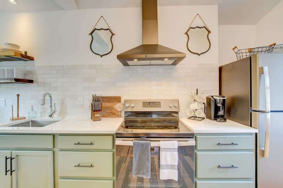 Fully equipped kitchen