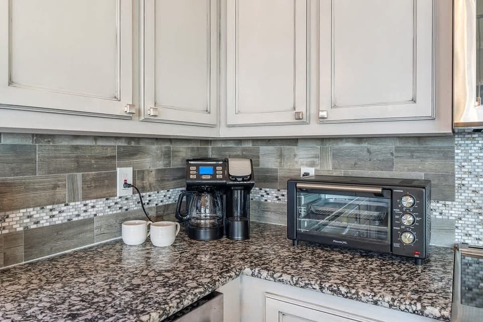 Drip & Keurig Coffee Maker