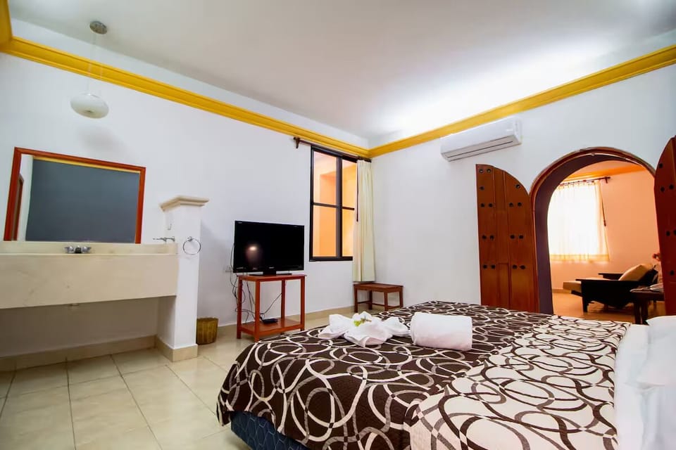 Stretch out comfortably with air-conditioning, TV, and bright open space.