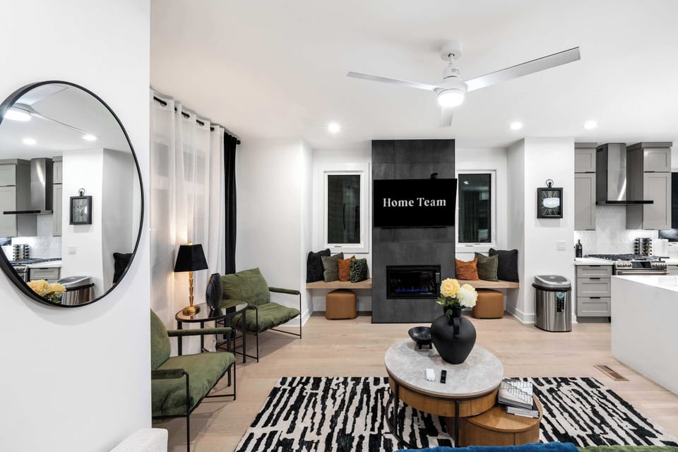 Sit, lounge, repeat. The living room is perfect for relaxation, laughter, and making memories without ever leaving your seat.