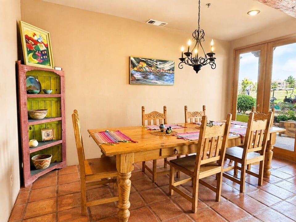 shared dining room picture 2