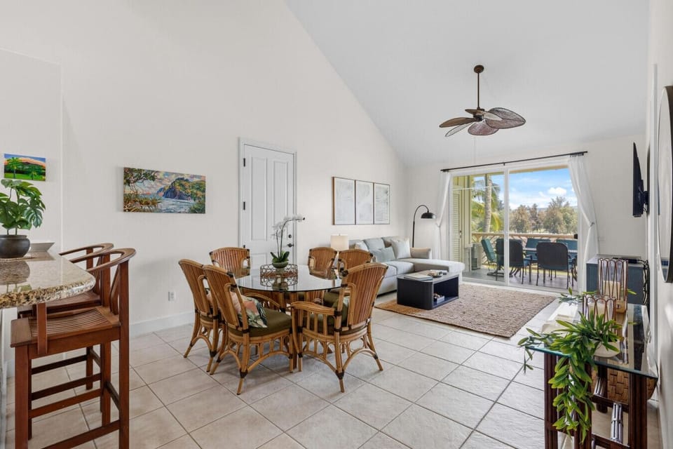 Dining Room/Living Room