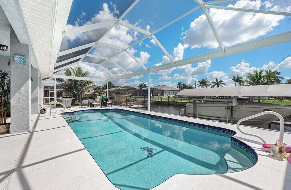 Large Pool with Sitting Area at the Deep End