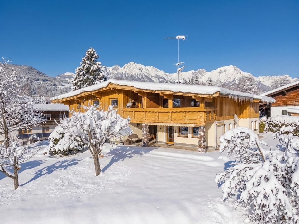 Holiday Home Exterior [winter]