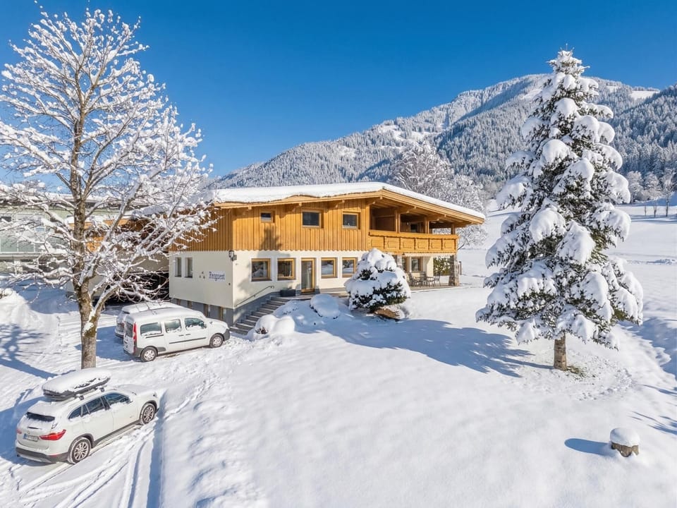 Holiday Home Exterior [winter]