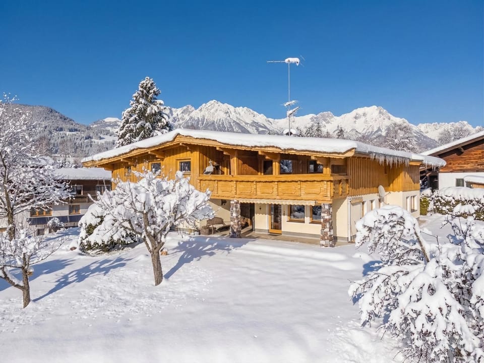 Holiday Home Exterior [winter]