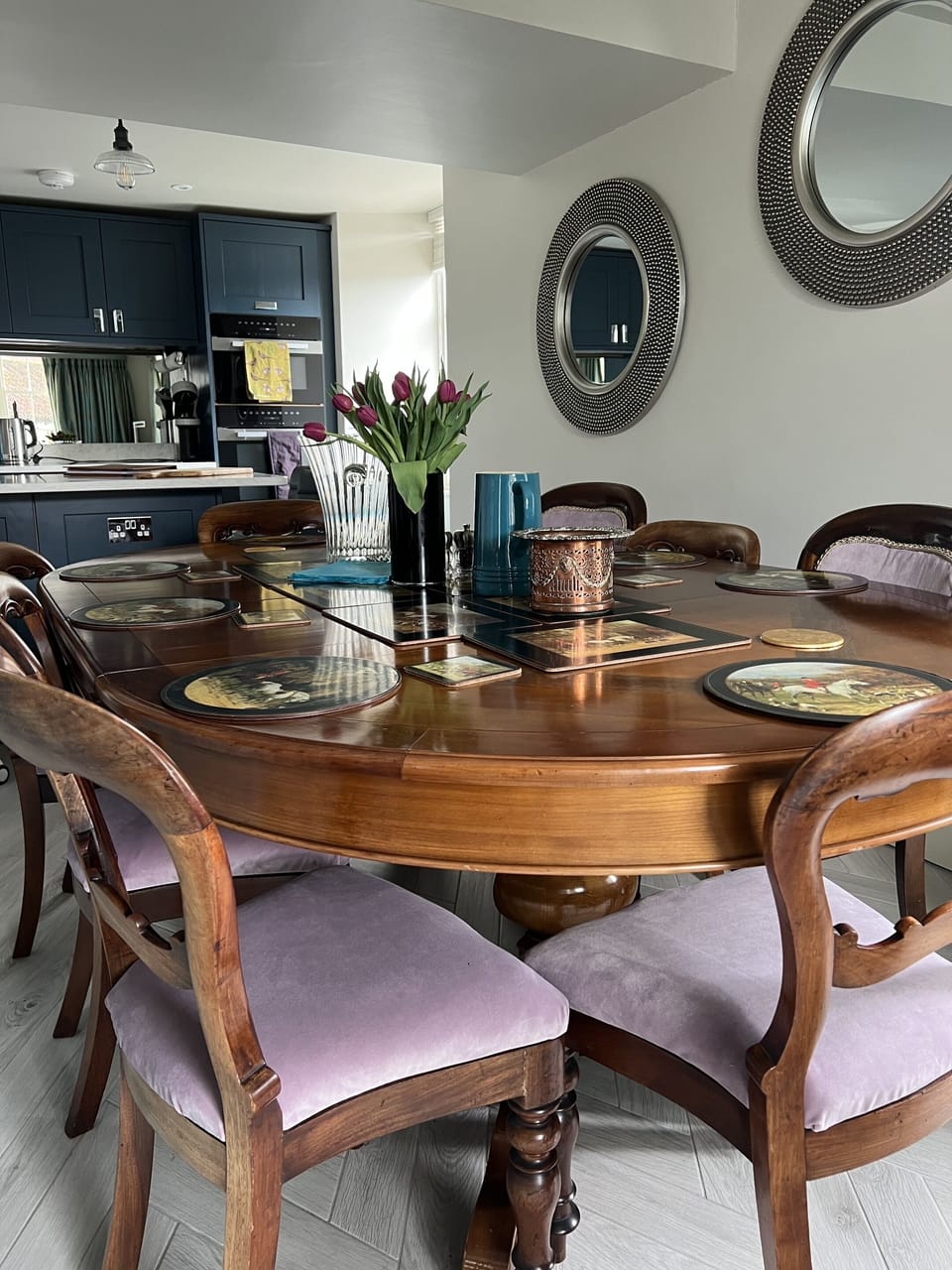 The Partridge dining and kitchen area