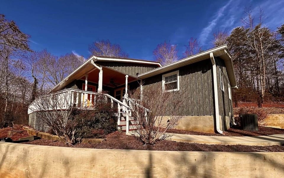 Exterior 4a