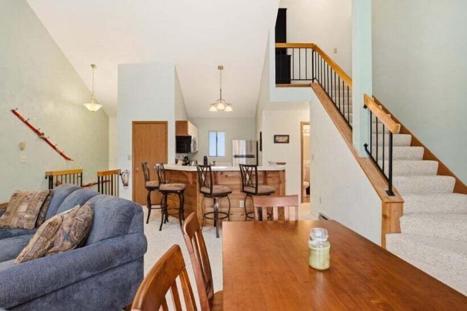 Architecture, Building, Furniture, Indoors, Living Room