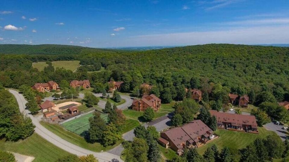 Architecture, Building, Outdoors, House, Aerial View