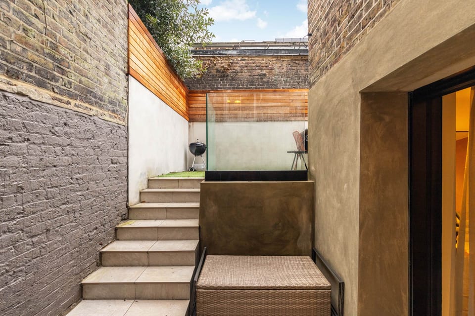 Gorgeous Outdoor Space 