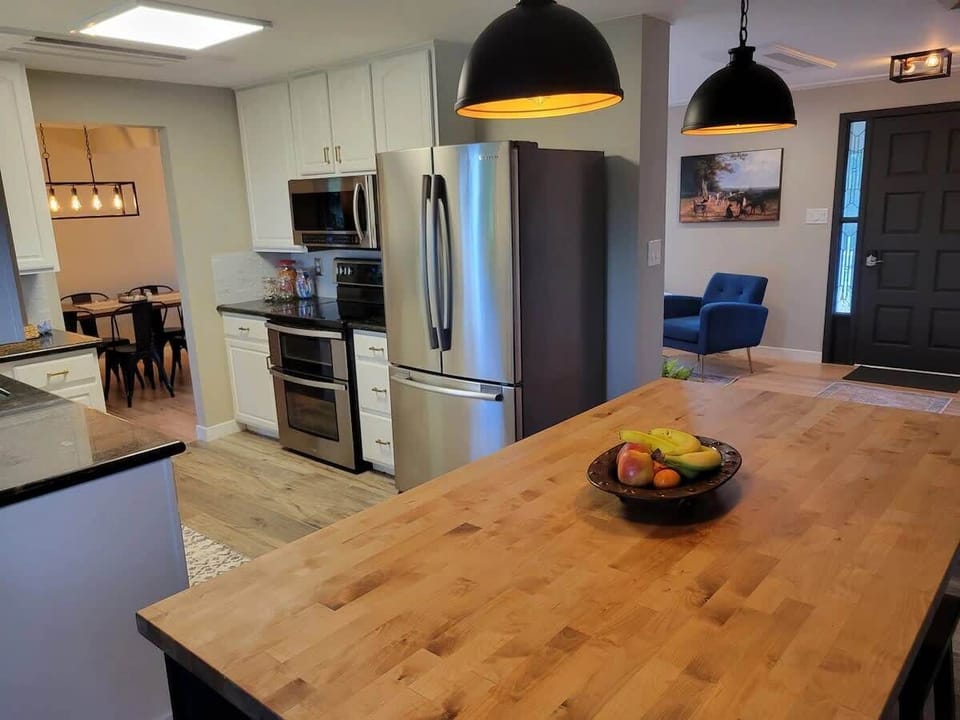 Kitchen island