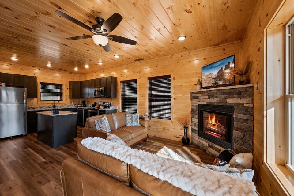 Rustic Comfort Meets Modern Charm – Curl up by the warm glow of the fireplace and let the peaceful surroundings melt your stress away.