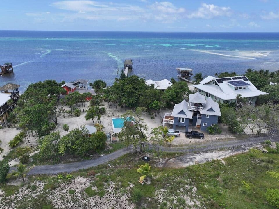 An overview to show the layout of the gorgeous area.