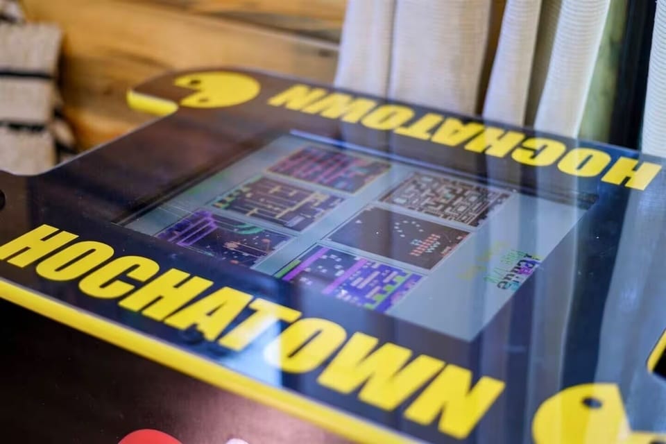 A close-up view of the arcade game highlights its engaging, retro interface, inviting guests to indulge in some classic gaming fun.
