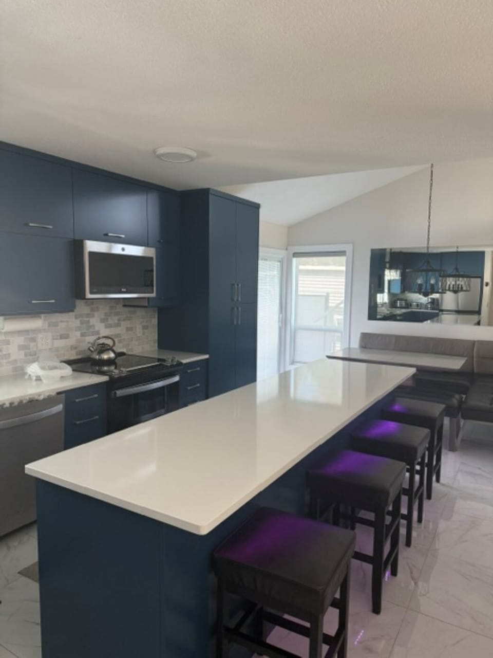 Spacious full kitchen with everything you need