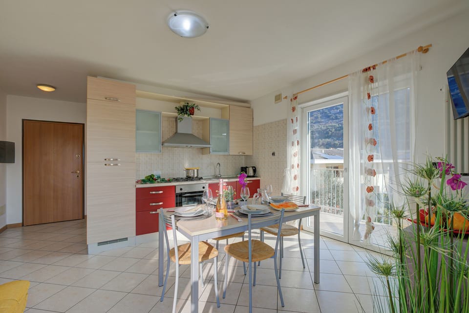 Kitchen and dining area