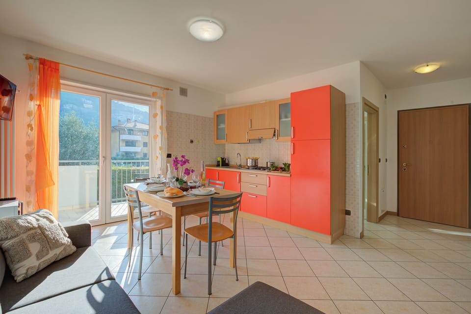 Kitchen and dining area