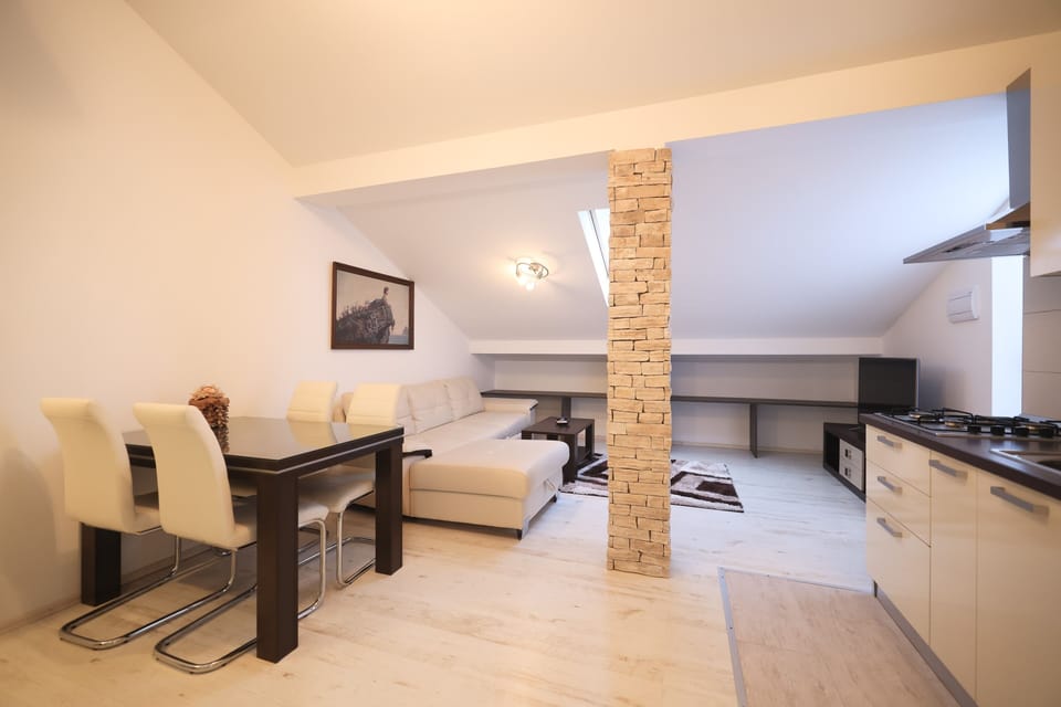 Dining room 2
