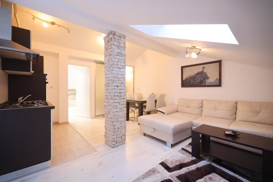 Living room 2