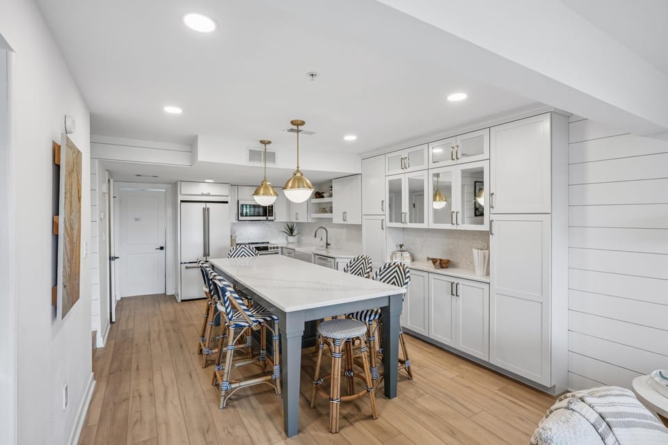 Group,Dining Room,
